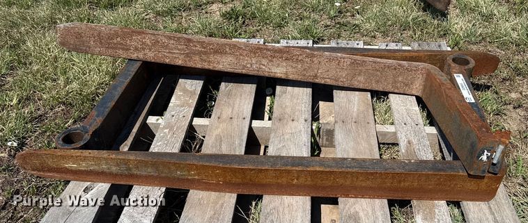 image for item DZ8855 (3) 48