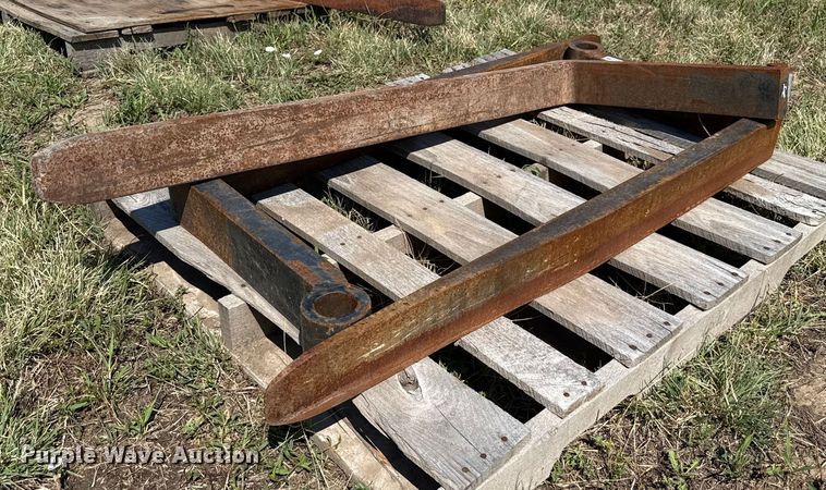 image for item DZ8855 (3) 48