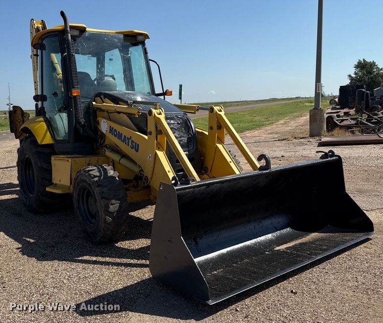 RETROEXCAVADORA 2007 KOMATSU WB146