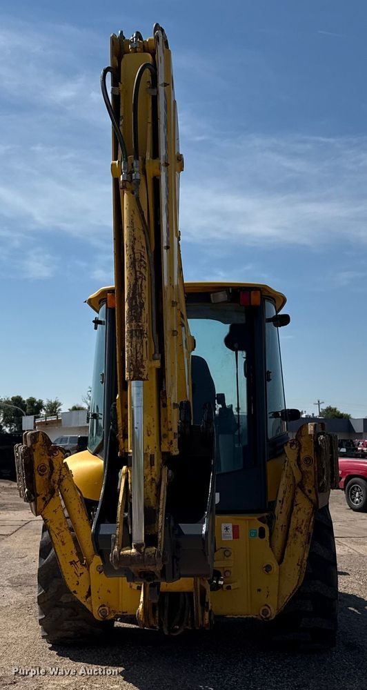 image for item DZ8878 2007 Komatsu WB146 backhoe