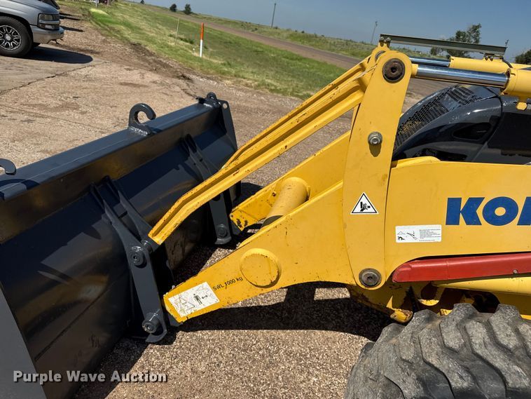 image for item DZ8878 2007 Komatsu WB146 backhoe