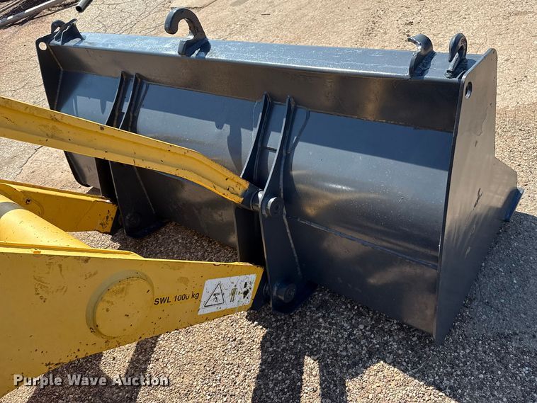 image for item DZ8878 2007 Komatsu WB146 backhoe