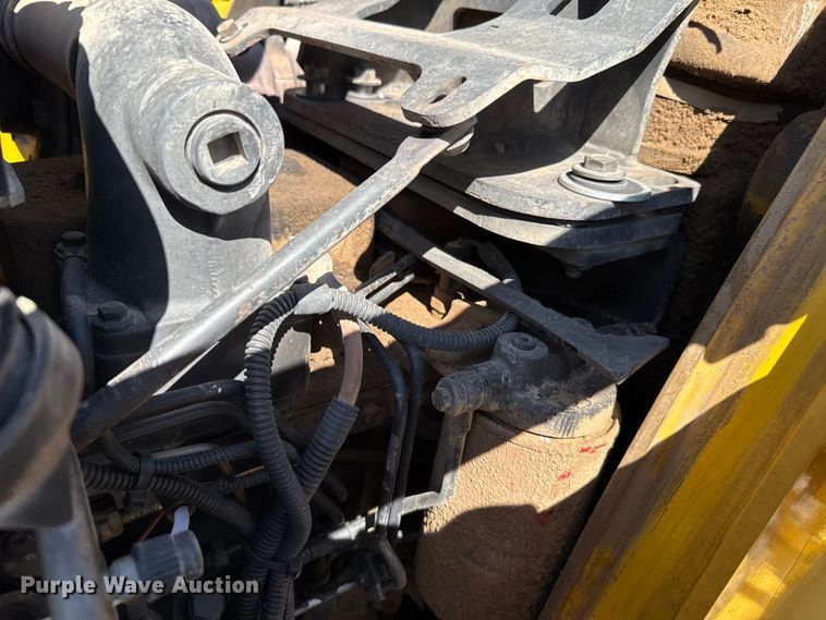 image for item DZ8878 2007 Komatsu WB146 backhoe