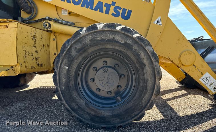image for item DZ8878 2007 Komatsu WB146 backhoe