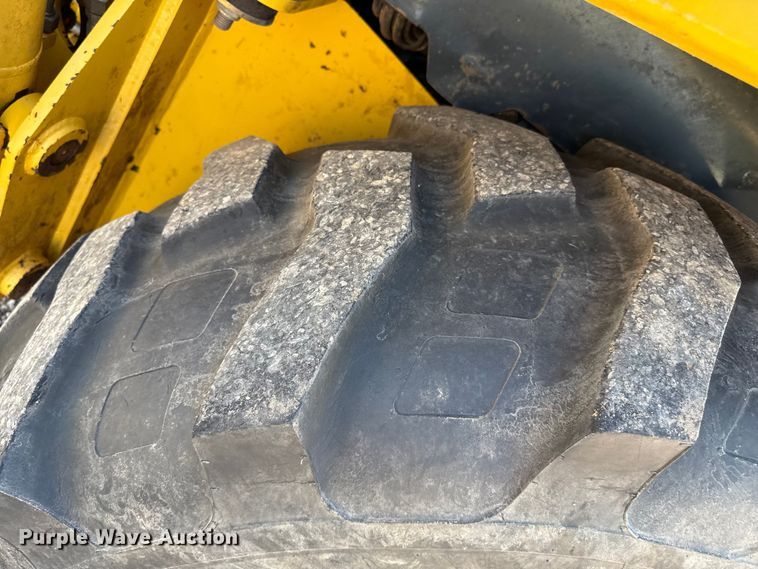 image for item DZ8878 2007 Komatsu WB146 backhoe