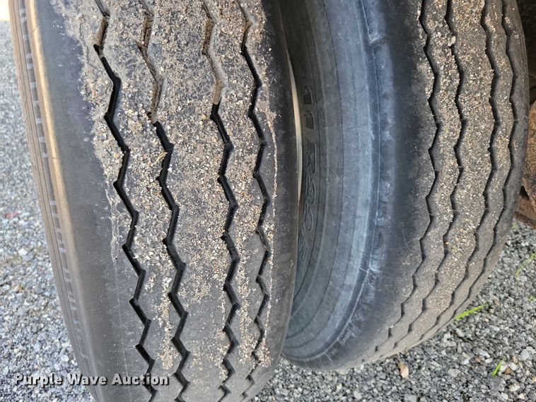 image for item EA2479 1992 Brady Truck Equip end dump pup trailer