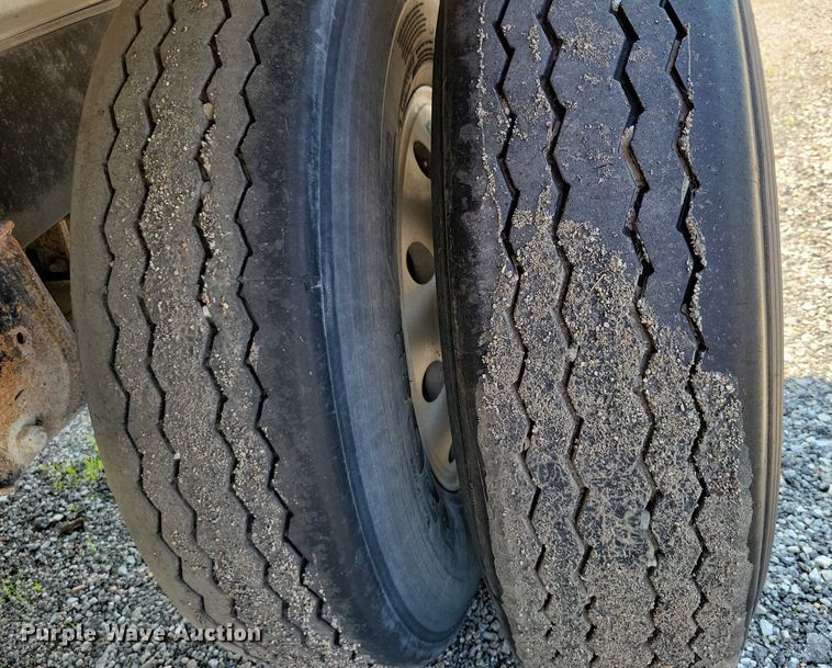 image for item EA2479 1992 Brady Truck Equip end dump pup trailer