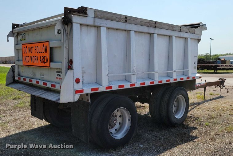 image for item EA2480 1994 Brady Truck Equip end dump pup trailer