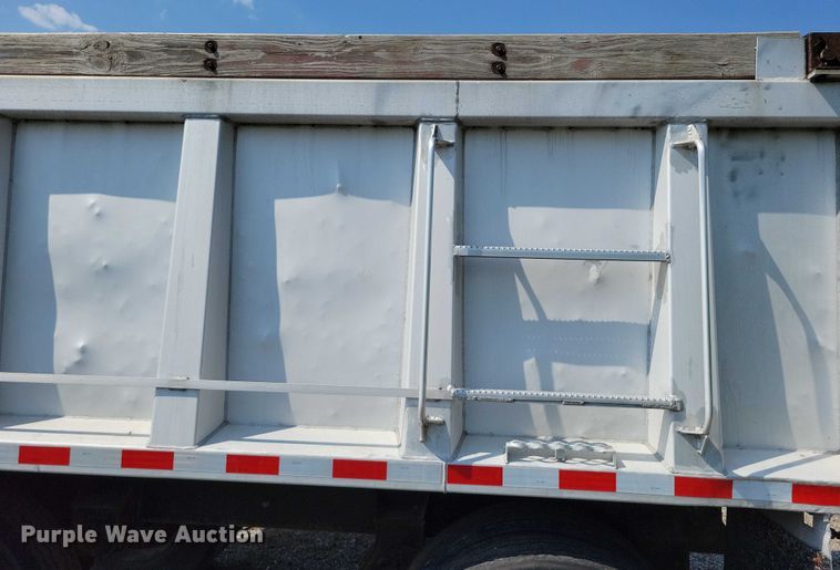 image for item EA2480 1994 Brady Truck Equip end dump pup trailer