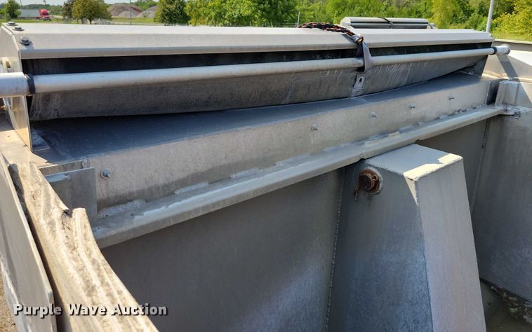 image for item EA2480 1994 Brady Truck Equip end dump pup trailer