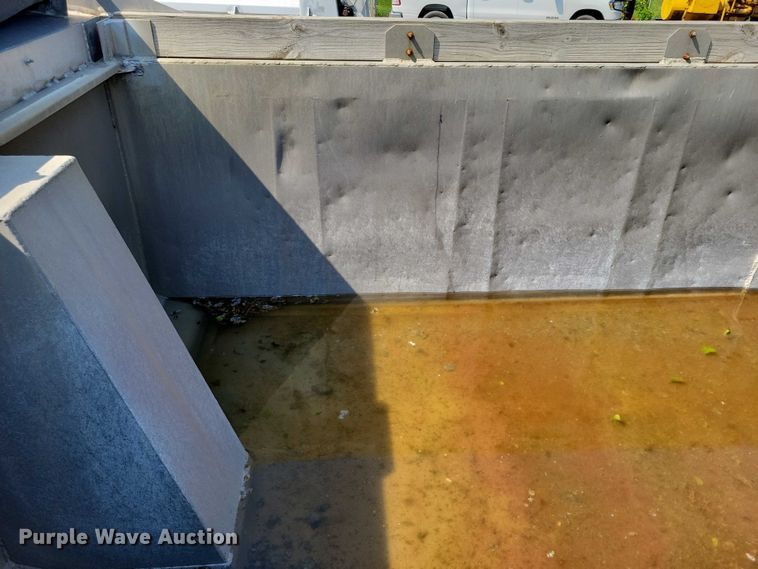 image for item EA2480 1994 Brady Truck Equip end dump pup trailer