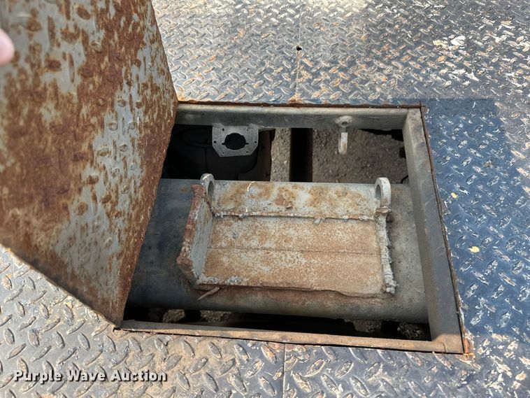 image for item EB2810 2004 GMC C4500 Crew Cab flatbed truck