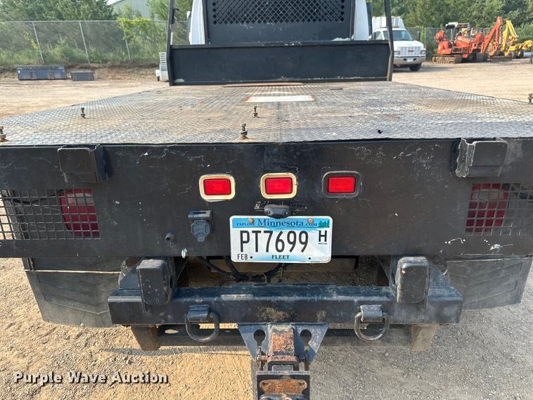image for item EB2810 2004 GMC C4500 Crew Cab flatbed truck