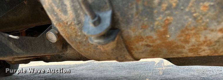 image for item EB2810 2004 GMC C4500 Crew Cab flatbed truck