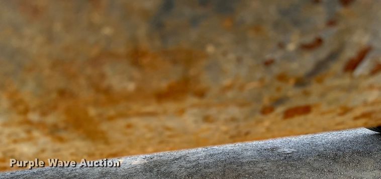 image for item EB2810 2004 GMC C4500 Crew Cab flatbed truck