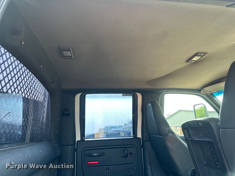 image for item EB2810 2004 GMC C4500 Crew Cab flatbed truck