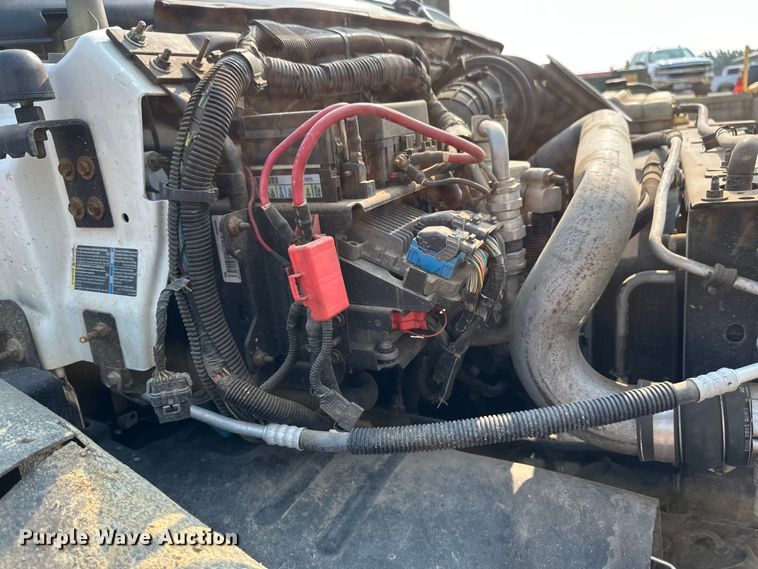 image for item EB2810 2004 GMC C4500 Crew Cab flatbed truck