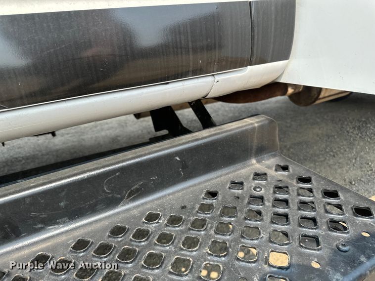 image for item EB2812 2007 GMC C5500 utility / service truck