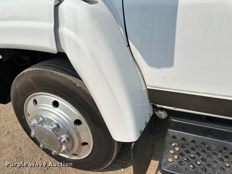 image for item EB2812 2007 GMC C5500 utility / service truck