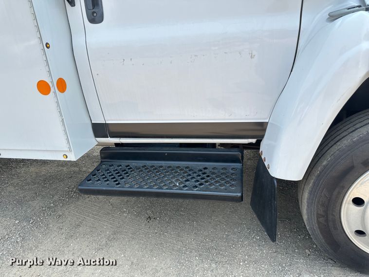 image for item EB2812 2007 GMC C5500 utility / service truck