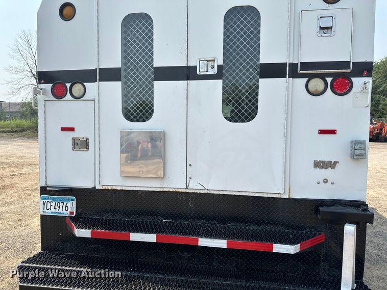 image for item EB2812 2007 GMC C5500 utility / service truck