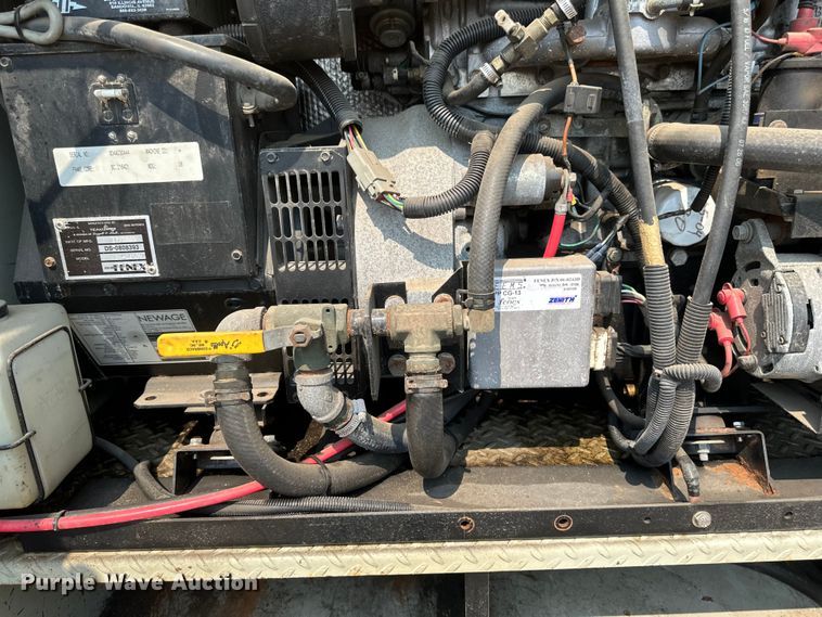 image for item EB2812 2007 GMC C5500 utility / service truck