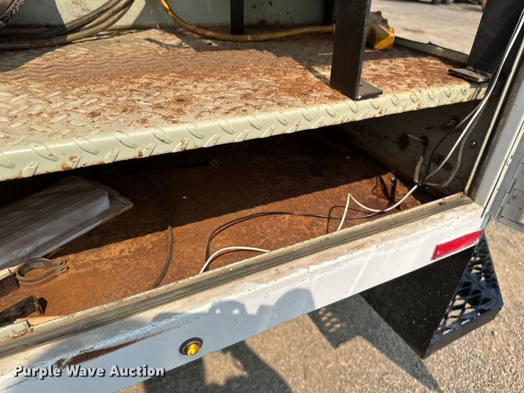 image for item EB2812 2007 GMC C5500 utility / service truck