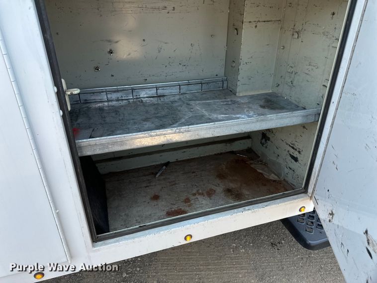 image for item EB2812 2007 GMC C5500 utility / service truck