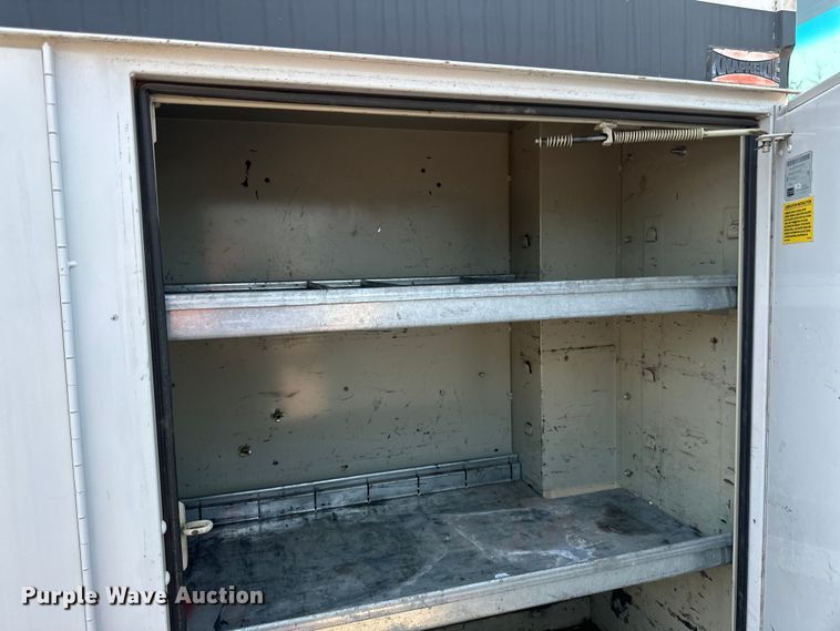 image for item EB2812 2007 GMC C5500 utility / service truck