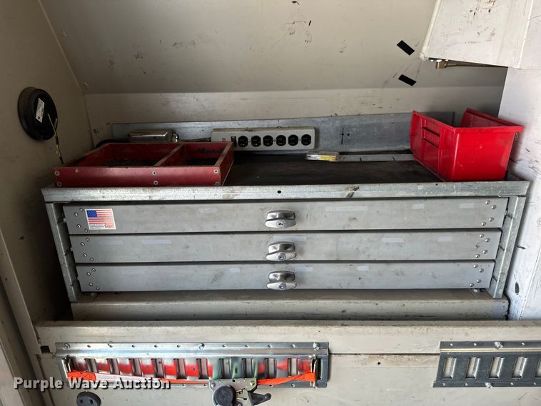 image for item EB2812 2007 GMC C5500 utility / service truck