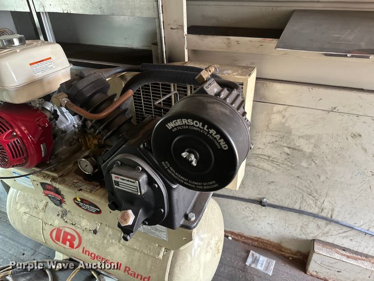 image for item EB2812 2007 GMC C5500 utility / service truck