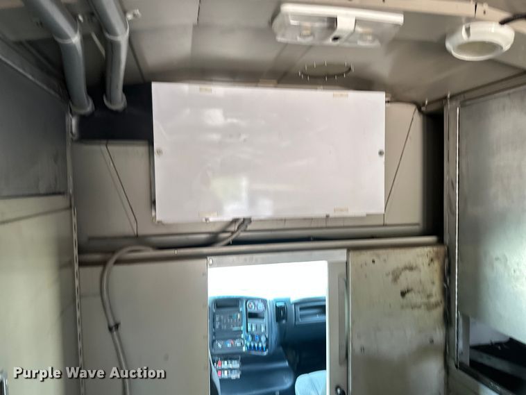 image for item EB2812 2007 GMC C5500 utility / service truck