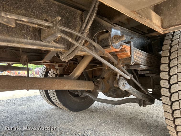 image for item EB2812 2007 GMC C5500 utility / service truck