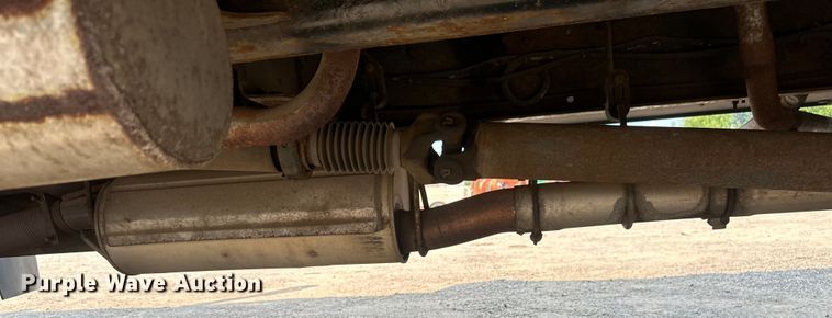 image for item EB2812 2007 GMC C5500 utility / service truck