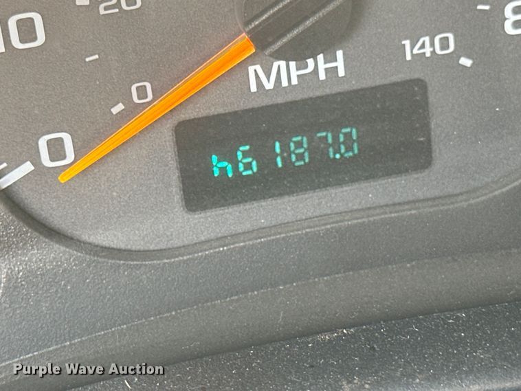 image for item EB2812 2007 GMC C5500 utility / service truck