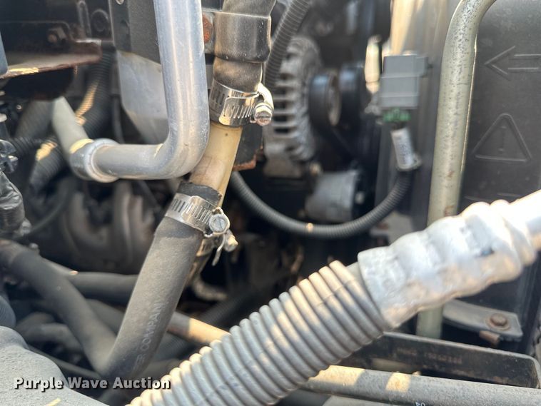 image for item EB2812 2007 GMC C5500 utility / service truck