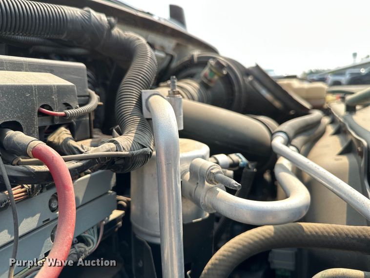 image for item EB2812 2007 GMC C5500 utility / service truck