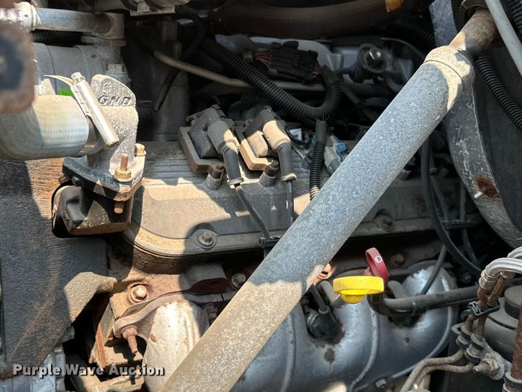 image for item EB2812 2007 GMC C5500 utility / service truck