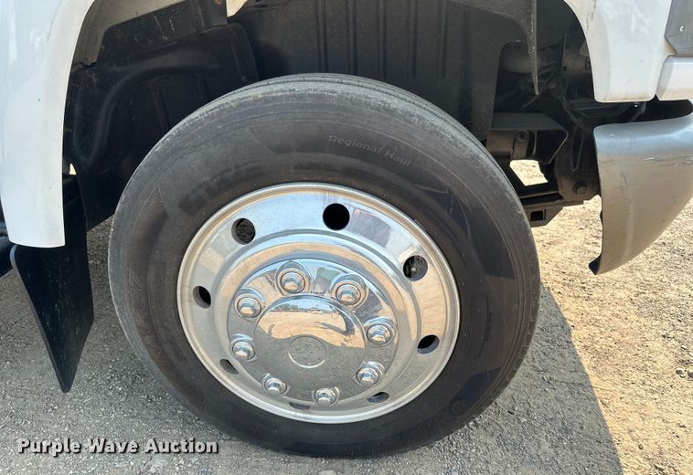 image for item EB2812 2007 GMC C5500 utility / service truck