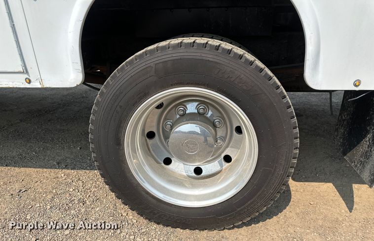 image for item EB2812 2007 GMC C5500 utility / service truck