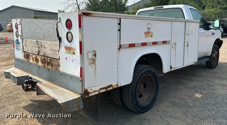 image for item EB2814 1999 Ford F550 utility / service truck