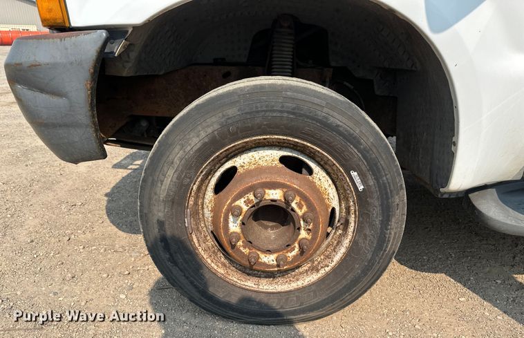 image for item EB2814 1999 Ford F550 utility / service truck