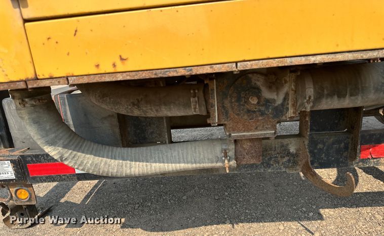 image for item EB2816 2012 Vermeer V500LE-HD vacuum excavator