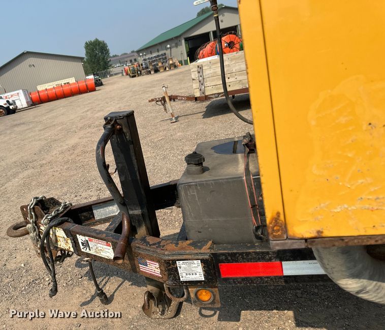 image for item EB2816 2012 Vermeer V500LE-HD vacuum excavator