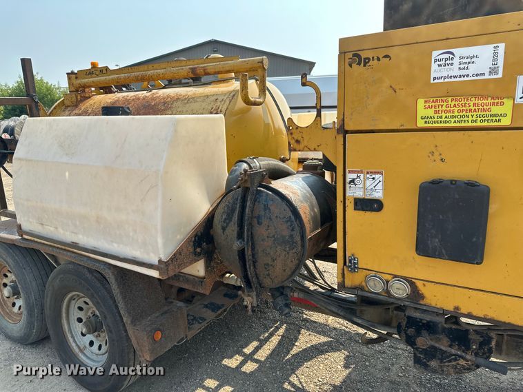 image for item EB2816 2012 Vermeer V500LE-HD vacuum excavator