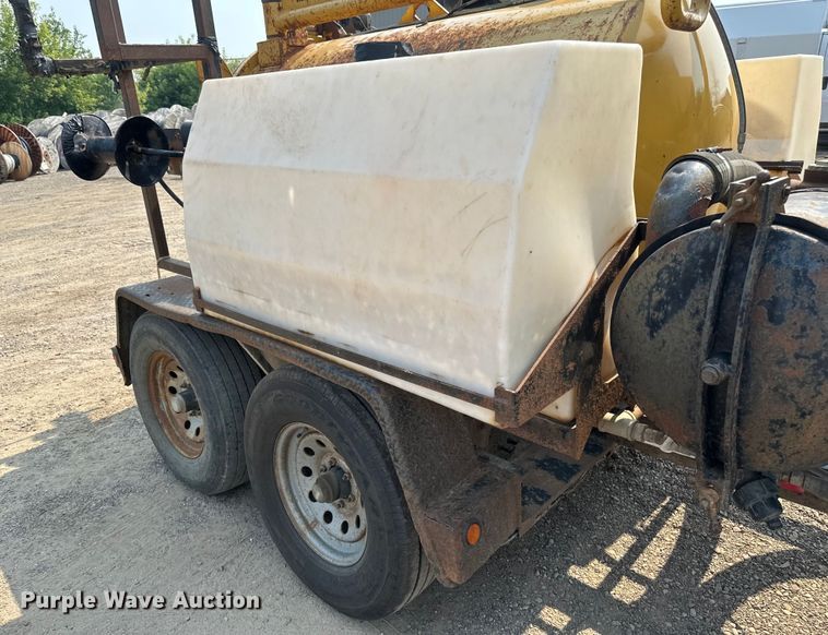 image for item EB2816 2012 Vermeer V500LE-HD vacuum excavator