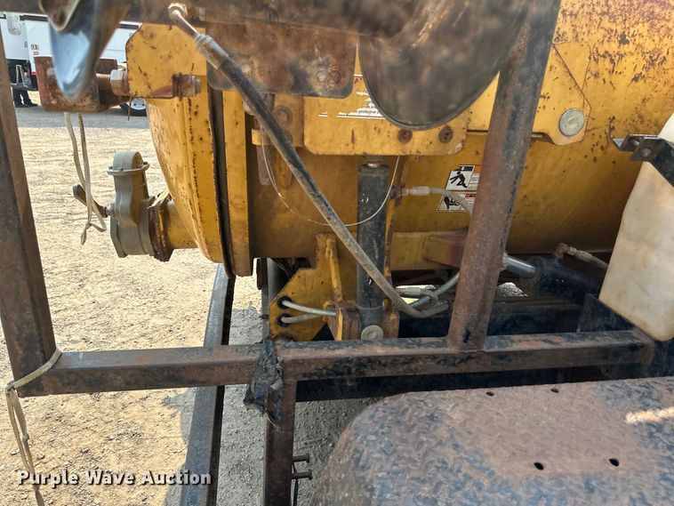 image for item EB2816 2012 Vermeer V500LE-HD vacuum excavator