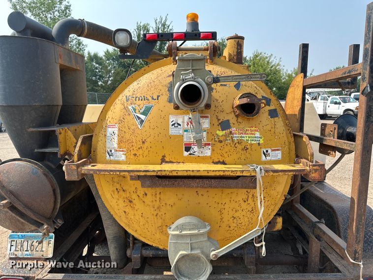 image for item EB2816 2012 Vermeer V500LE-HD vacuum excavator