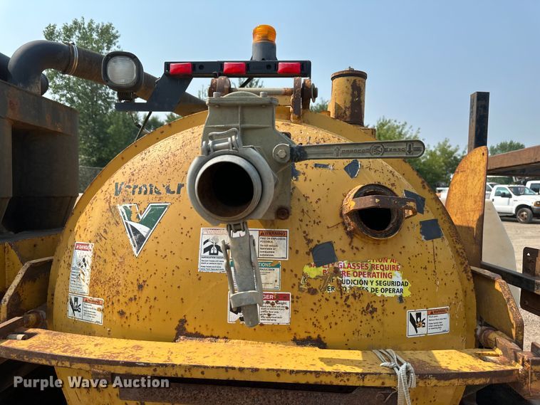 image for item EB2816 2012 Vermeer V500LE-HD vacuum excavator