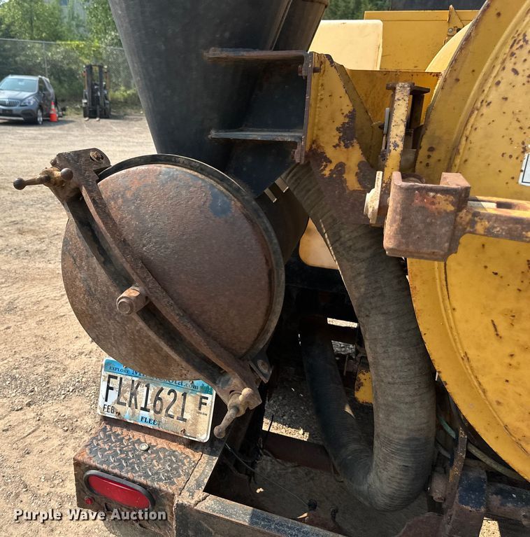 image for item EB2816 2012 Vermeer V500LE-HD vacuum excavator